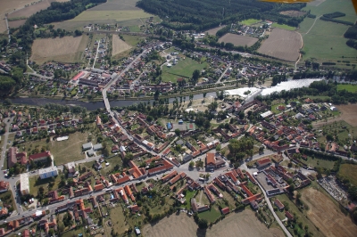 Letecký snímek městyse Katovice_55
