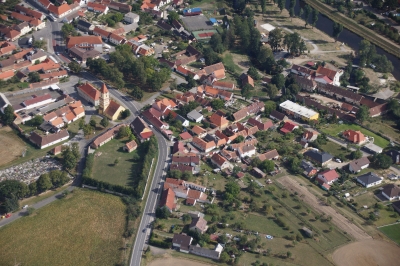 Letecký snímek městyse Katovice_92