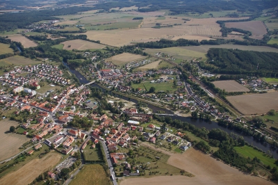 Letecký snímek městyse Katovice_132