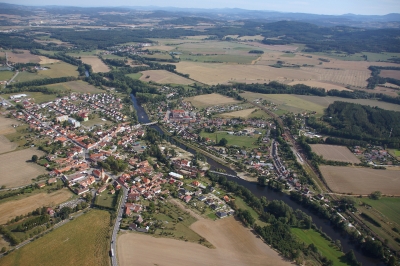 Letecký snímek městyse Katovice_134