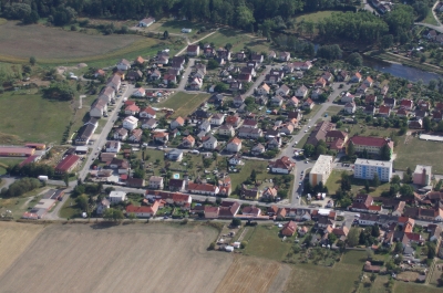 Letecký snímek městyse Katovice_7